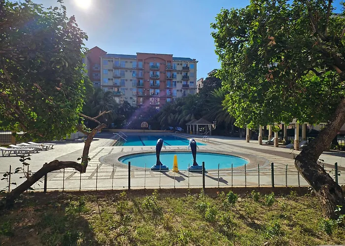Spacious & Cozy 1-bedroom Apartment, Sleeps 2-4 Apartamento Manila