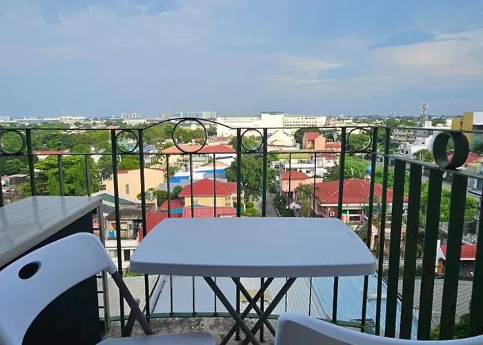 Apartamento Spacious & Cozy 1-bedroom Apartment, Sleeps 2-4 Manila